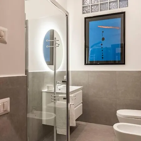 Apartman Domus Vespignani In Metro Lodi E San Giovanni - The Bright Spot *