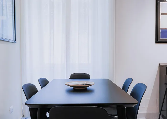 Domus Vespignani In Metro Lodi E San Giovanni - The Bright Spot شقة *